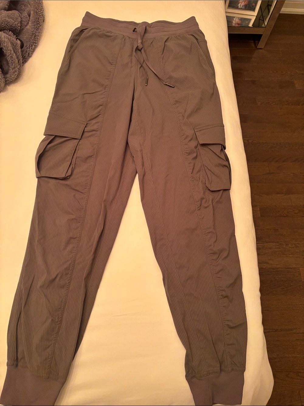 lululemon athletica Women’s Cargo Joggers - dark green